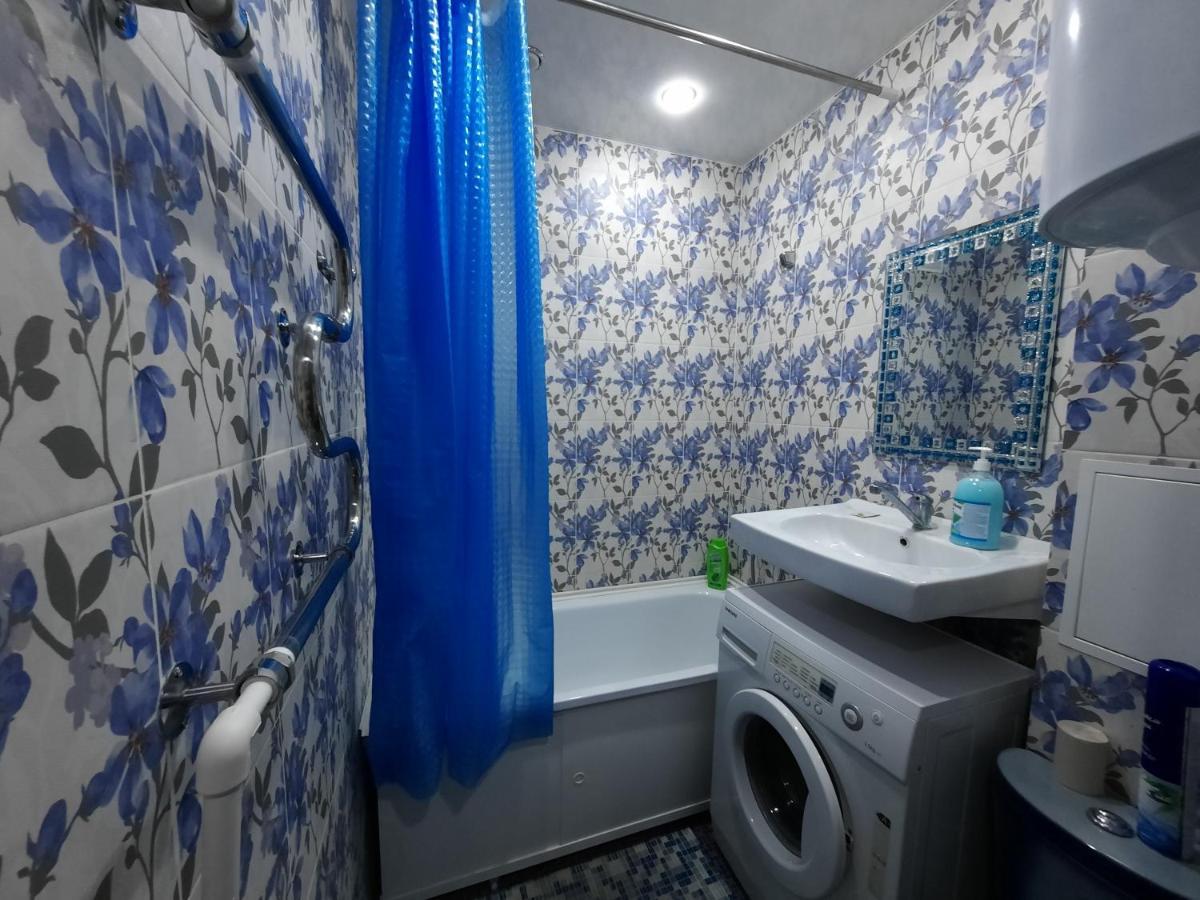бухар жырау 351, 2 комнатная Apartment